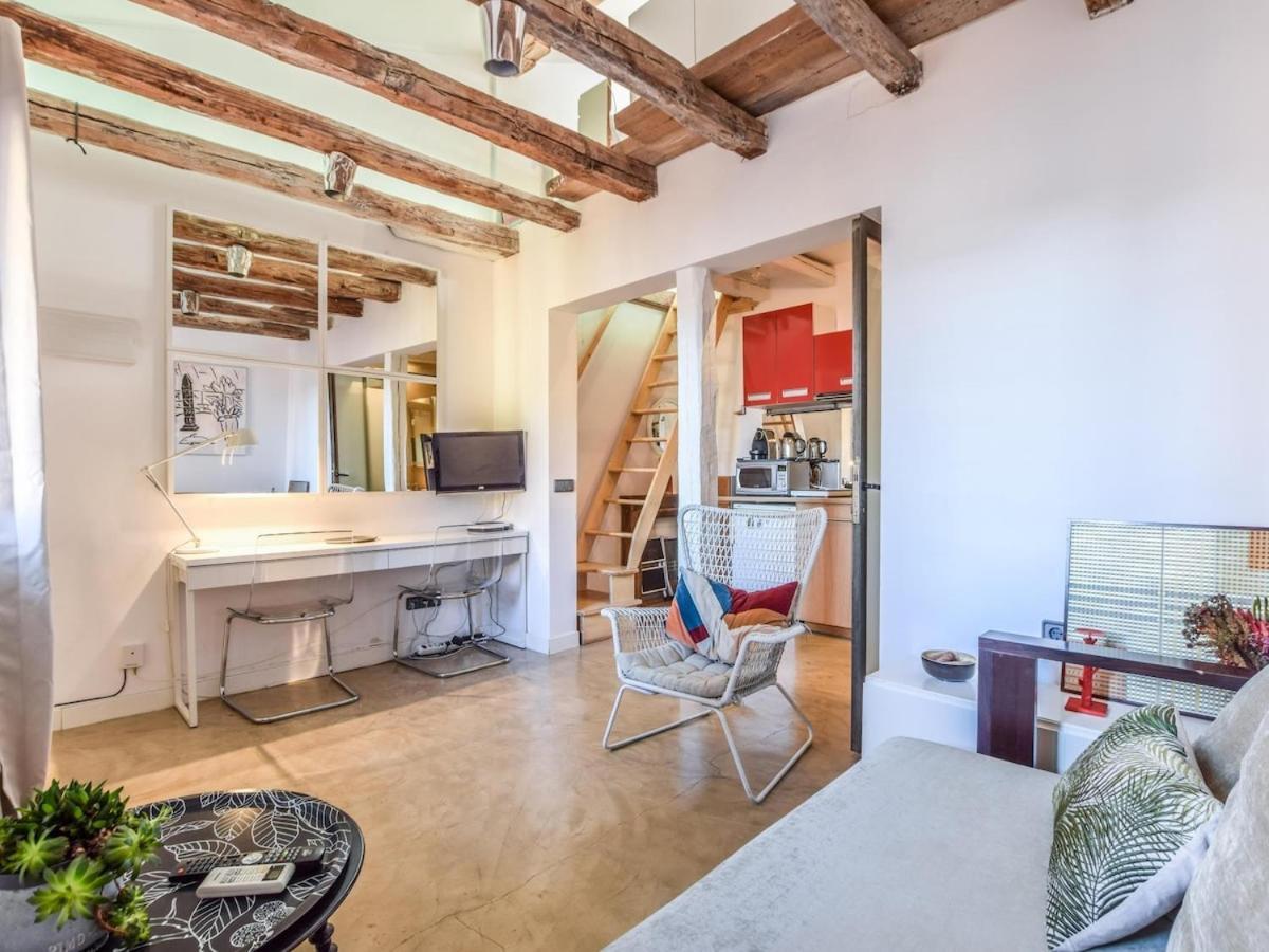 Apartamento En La Plaza De Lavapies Para 4 Personas 마드리드 외부 사진