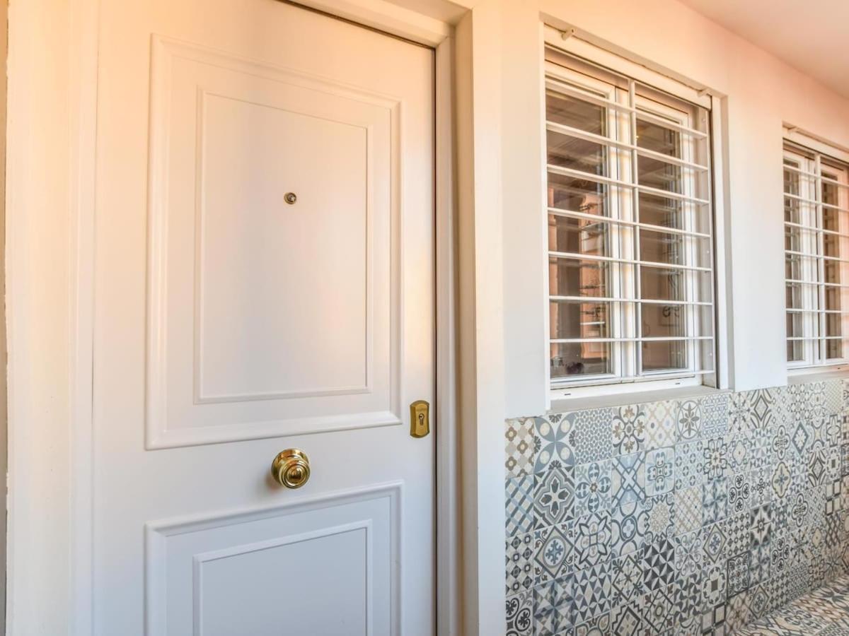 Apartamento En La Plaza De Lavapies Para 4 Personas 마드리드 외부 사진